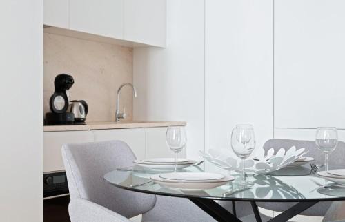 Chiado Apartment | Spacious 1 Bedroom Apartment near Baixa