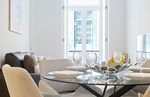 Chiado Apartment | Spacious 1 Bedroom Apartment near Baixa