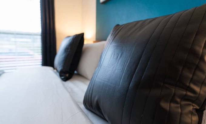 West Campus Apartment | Spacious 1 Br Apt Next 2 Dwntown