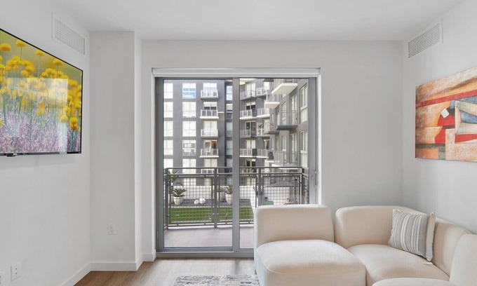 Allapattah Apartment | Spacious 2+bedroom apt in the prime location of Miami