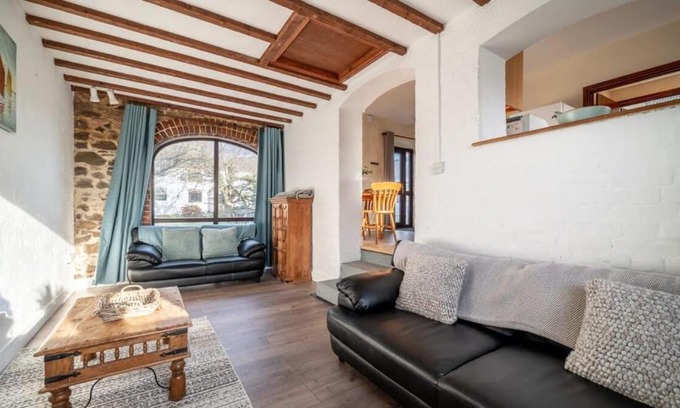 Widemouth Bay House | Spacious 2 Bedroom Holiday Cottage nr Bude