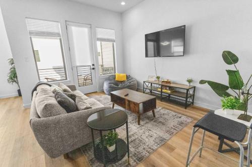 OST - South Union House | Spacious 3BD with Pool I Near Hotspots I Sleeps 12