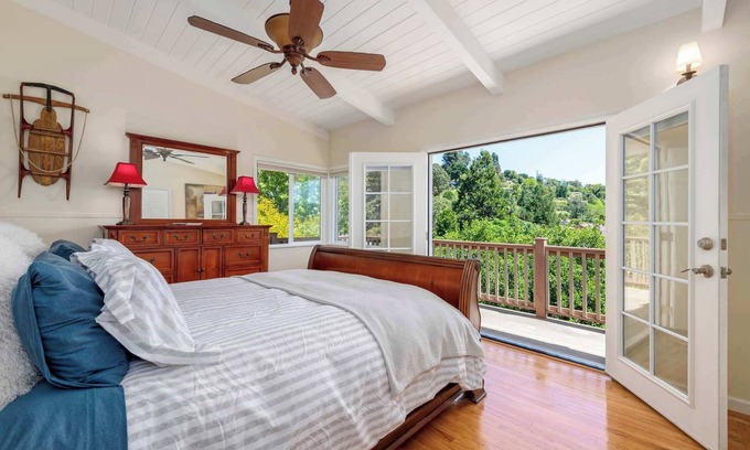 San Rafael House | Spacious 3BR/3BA Getaway Home in San Rafael