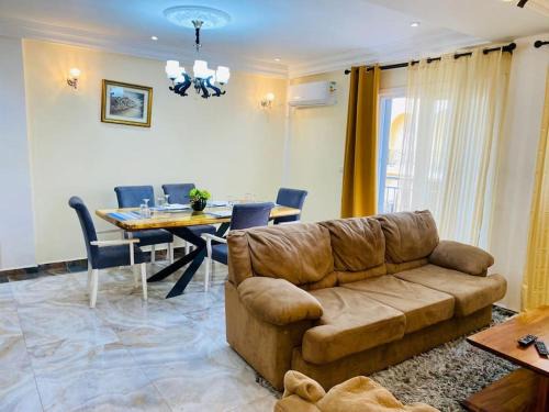 Bonapriso Apartment | Spacious 3BR apt in the heart of Bonapriso.