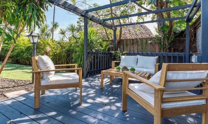 Coral Ridge Isles House | Spacious 4-bedroom house with WiFi Pool Backyard in wonderful Oakland Park