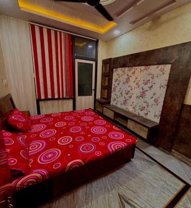 Vaishali Nagar Apartment | Spacious 4BHK house in the heart of the city