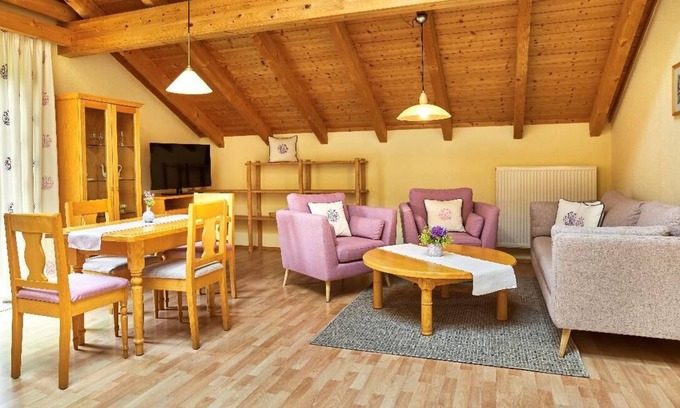 Frauenau Apartment | Spacious 70 sqm attic apartment with infrared sauna, without children's room