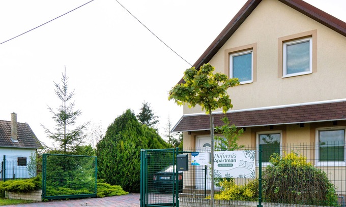 Hajdunanas House | Spacious and cosy house 5 minutes to Spa