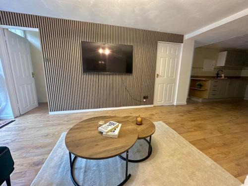 Bristol Apartment | Spacious apartment in Leigh woods