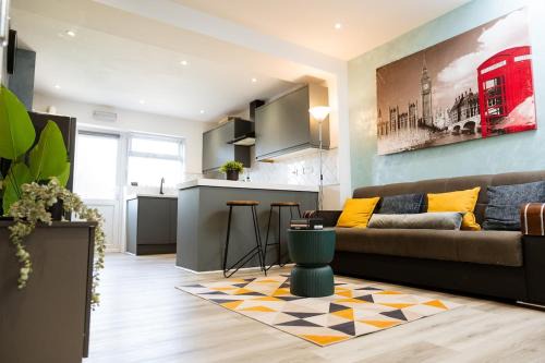 Coventry Apartment | Spacious En-Suite Double Room near Coventry Uni & Hospital