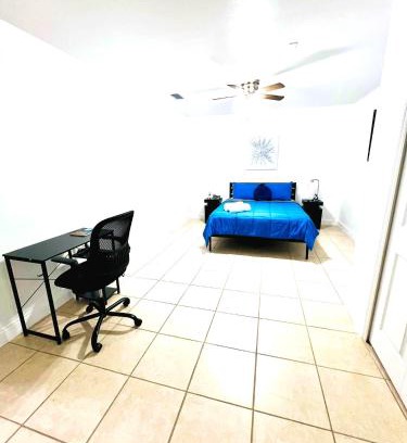 Joel House | Spacious Home at Lehigh Acres