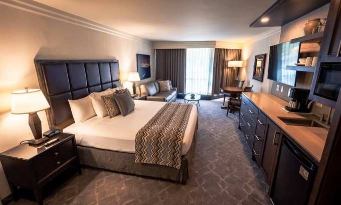 Salt Lake Mountain Resorts Hotel | Spacious hotel room at iconic Cliff Lodge in legendary Snowbird, Utah