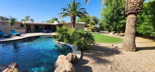 Paradise Valley Village House | Spacious Kierland oasis with pool heater, spa, BBQ