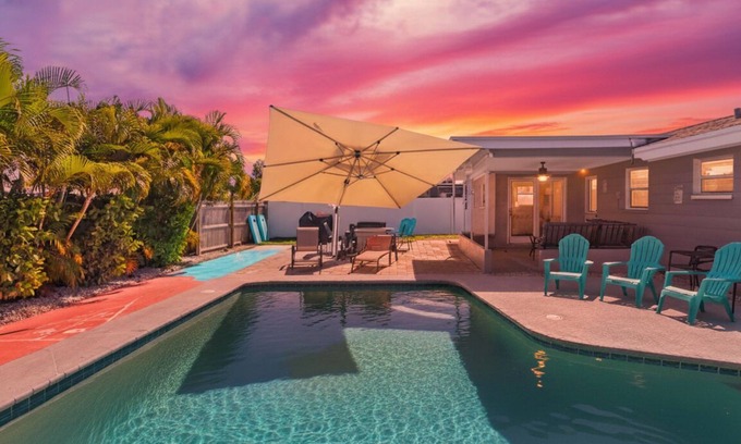 Walsingham House | Spacious Largo Home w/Pool, Game Room, Near Beach