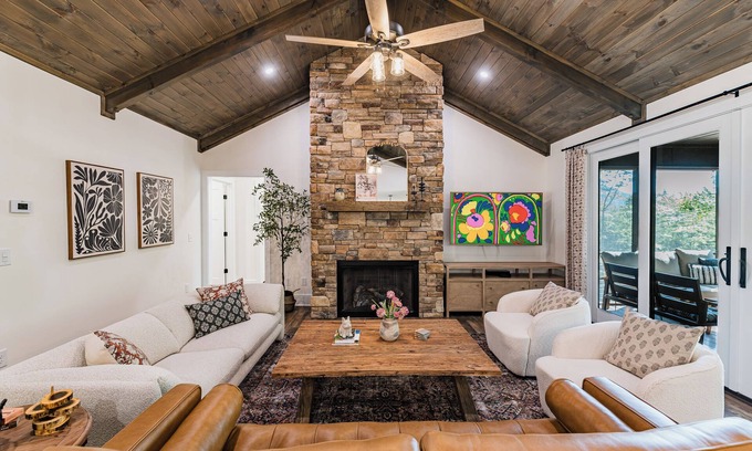 Lake Lure House | Spacious & Modern Rumbling Bald Retreat! Hot Tub, Fire Pit, Game Room