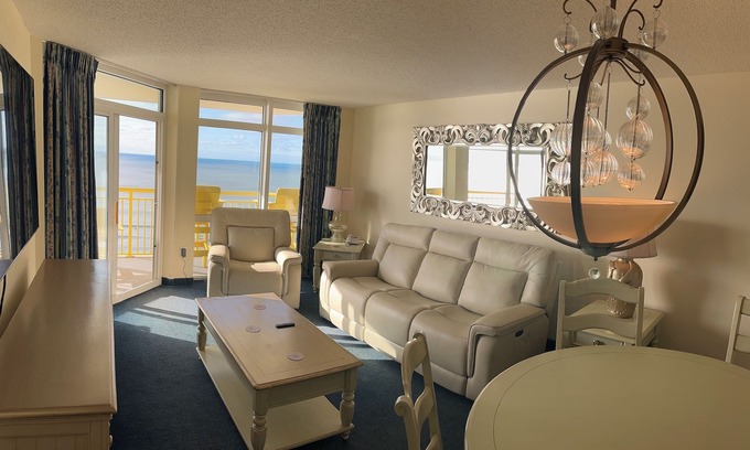 Atlantic Beach Condo | Spacious Oceanfront 2-bedroom Condo in Bay Watch in beautiful North Myrtle Beach