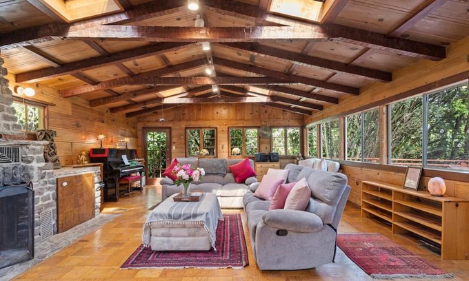 Tamalpais-Homestead Valley House | Spacious Serene Sanctuary- 14 min to Muir Woods