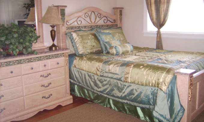 Shoreline House | Spacious Villa Sleeps 18 6BR 3BA