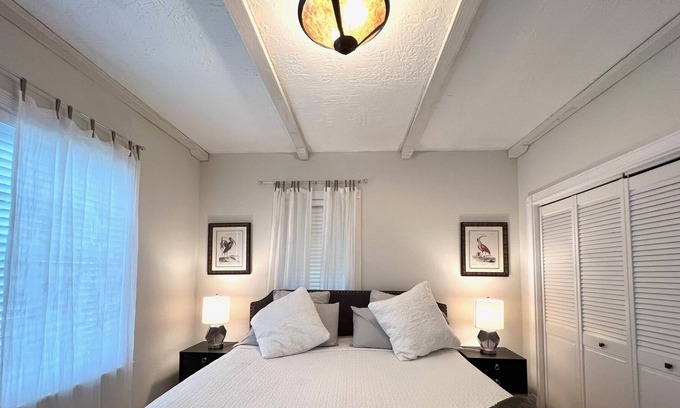 Biscayne Park Villa | Spanish Historic Villa in the heart of Miami