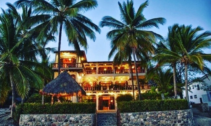 Bucerias Villa | Spectacular Casa Coco, Private Beachfront Villa in Vallarta/Bucerias, Mexico