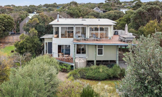 Surf Coast Apartment | Spectacular Roadknight