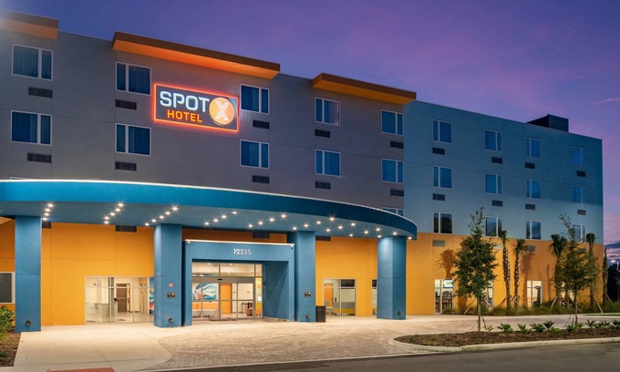 Florida Central Atlantic Coast Hotel | SPOT X Hotel Orlando/Intl Dr by The Red Collection