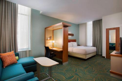 Downtown Houston Hotel | SpringHill Suites by Marriott Houston Downtown/Convention Center
