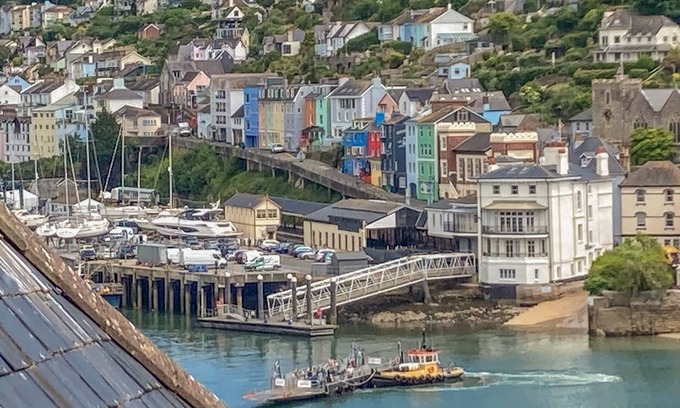 Dartmouth Cottage | Spyglass