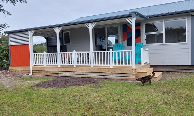Karkari Peninsula Cottage | Stand alone cottage. Easy 10 minute walk to beach