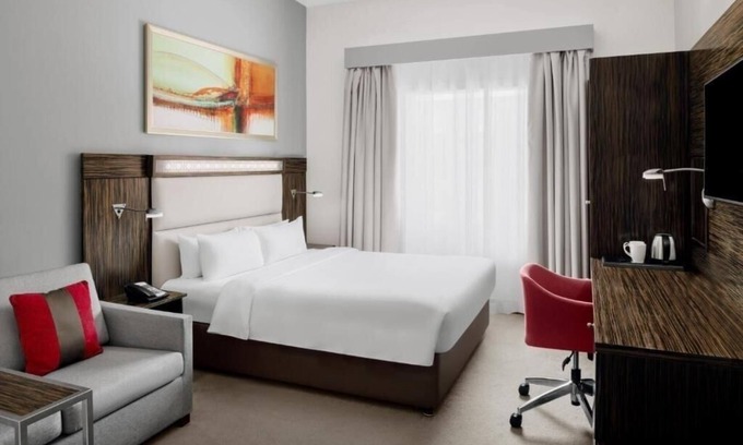 Al Sufouh 2 Apartment | Standard Room In Media City with Free Breakfast