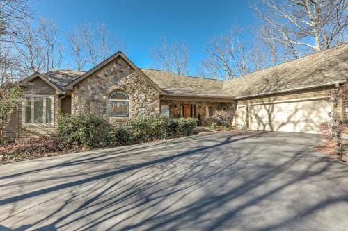 Big Canoe House | Starry Nights - Unforgettable Views Steamy Hot Tub Game Room More