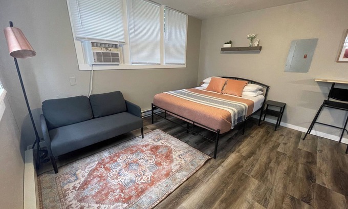 Downtown Apartment | Stay on Spring, Sleeps 2, Suite, DTSF, Pet Friendly, #4