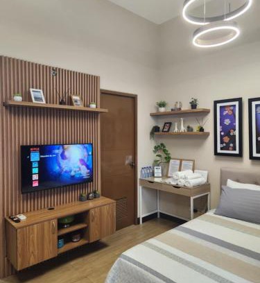 Pasay Apartment | Staycation By JEM - Across NAIA T3 in Newport City