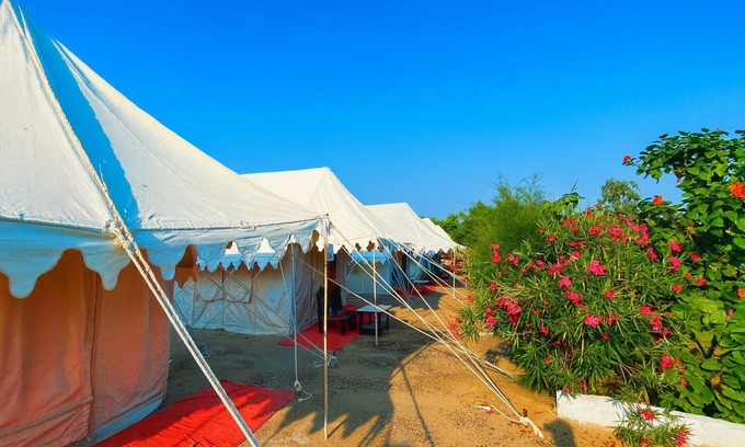 Bhuj Hotel | STAYGURU SURKHAB RANN RESORT