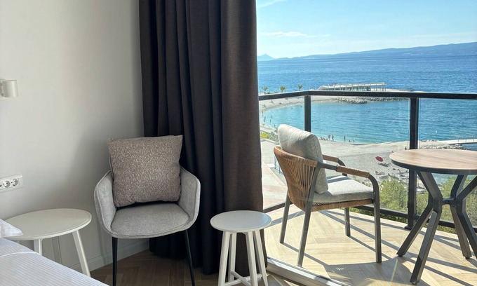 Znjan Apartment | Stella's beachfront aparthotel