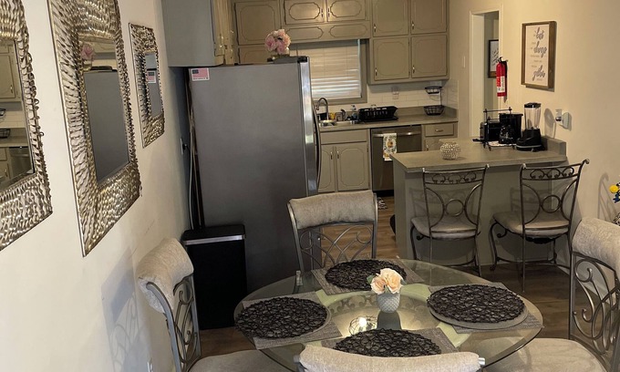 Stockbridge House | Stockbridge Sanctuary: Charming 3-bedroom house in Atlanta Georgia