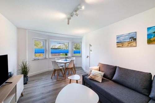 Dierhagen Ost Apartment | Strandnahe Fewo 1