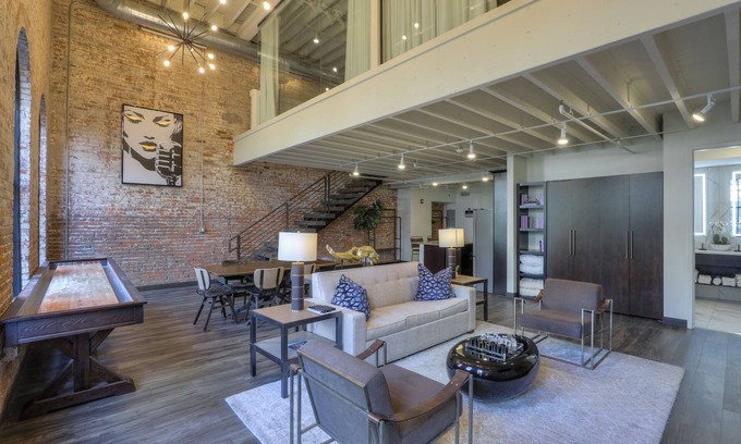 Downtown Nashville Apartment | Studio 154 Luxury Hotel