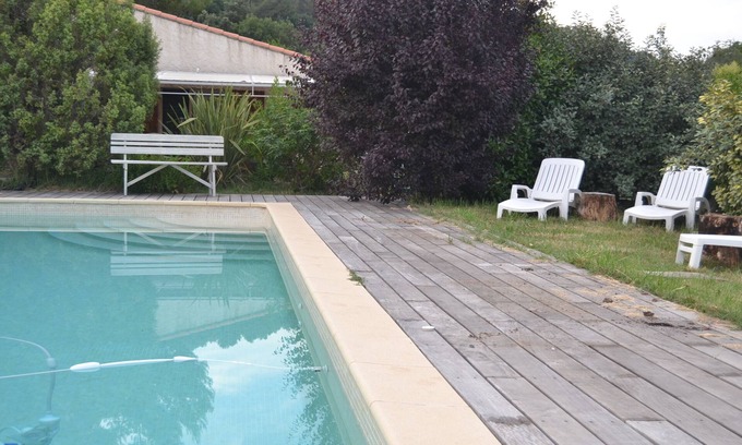 Evenos House | Studio 28m ² in villa of Var Calm and Swimming pool.