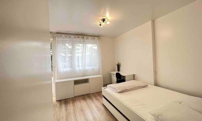 Vitry-sur-Seine Apartment | Studio 32