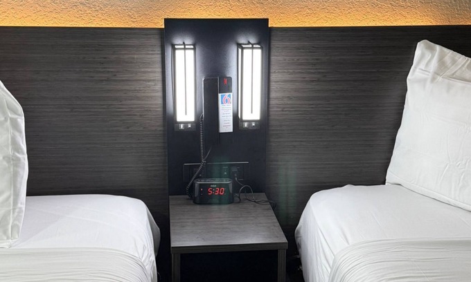 Coral Springs Hotel | Studio 6 Coral Springs, FL - Fort Lauderdale