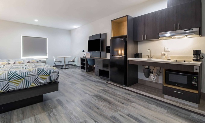 Katy Hotel | Studio 6 Katy, TX