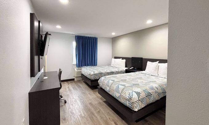 Sulphur Hotel | Studio 6 Sulphur, LA