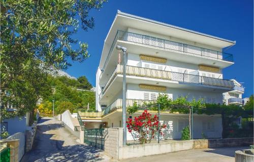 Tice Apartment | Studio Apartment In Omis