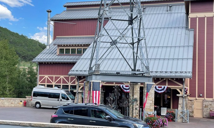 Deer Valley Apartment | Studio at Marriott Summit Watch in best location in Park City on Main Street