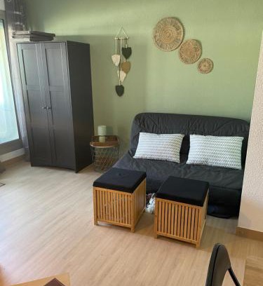 Le Couchant Apartment | Studio cabine moderne - parking & terrasse