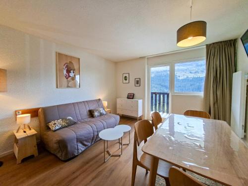 Flaine Apartment | Studio confortable avec balcon - 4 pers, Flaine Forêt, proche pistes et commerces - FR-1-425-176