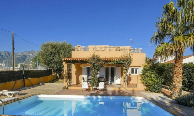 Alcanar Villa | Stunning private villa for 8 guests with private pool, WIFI and TV