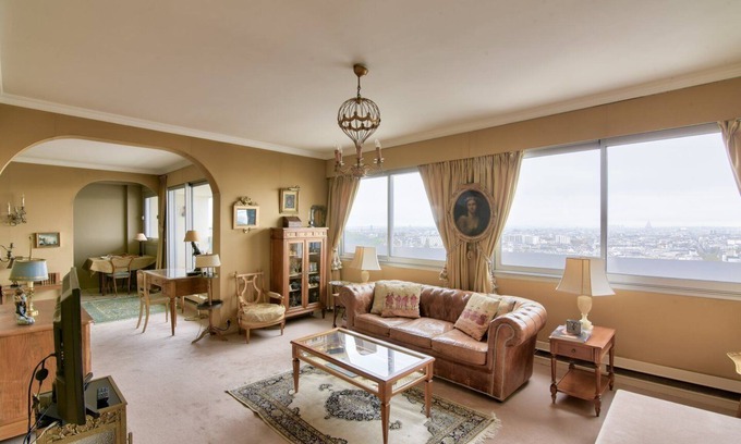 19th Arrondissement Apartment | Stunning 1 bedroom flat w/amazing view on Paris