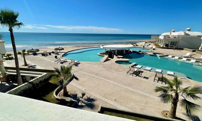 Sandy Beach Villa | Stunning 4 Bedroom Beach Villa on Sandy Beach at Las Palmas Beachfront Resort V6 4 Villa by Redawning